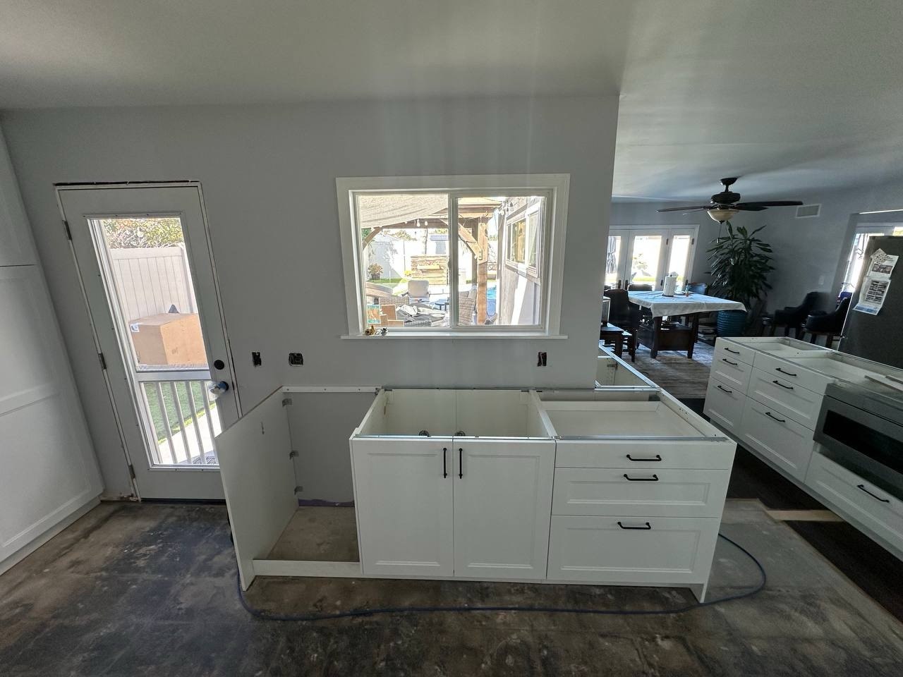 Full white kitchen installation — photo 3