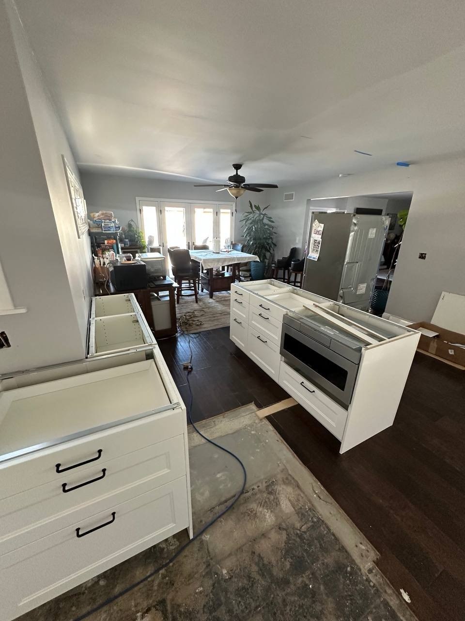 Full white kitchen installation — photo 4