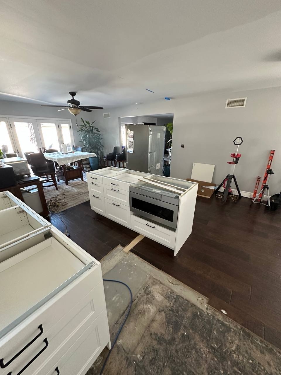 Full white kitchen installation — photo 6